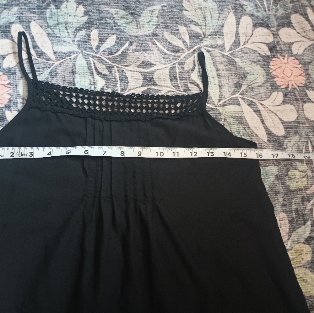 Unbranded Womens Dark Cottagecore Tank Top Small Black Eyelet Embroidered - Picture 9 of 9